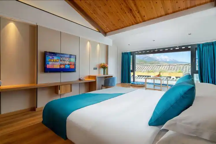 凤凰旅游住宿(长沙张家界凤凰住宿订房省钱避坑攻略)