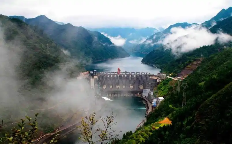 凤滩水力发电厂(去凤滩水力发电厂体验一场“硬核”工业之旅)